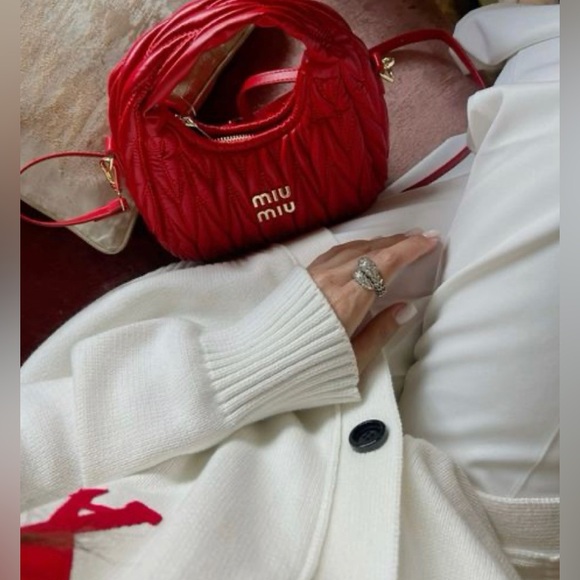 Kate Spade Wellesley Small Quinn Crossbody Bag - Picture 9 of 9